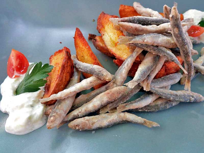 Fish bar el pulpo small fried fish
